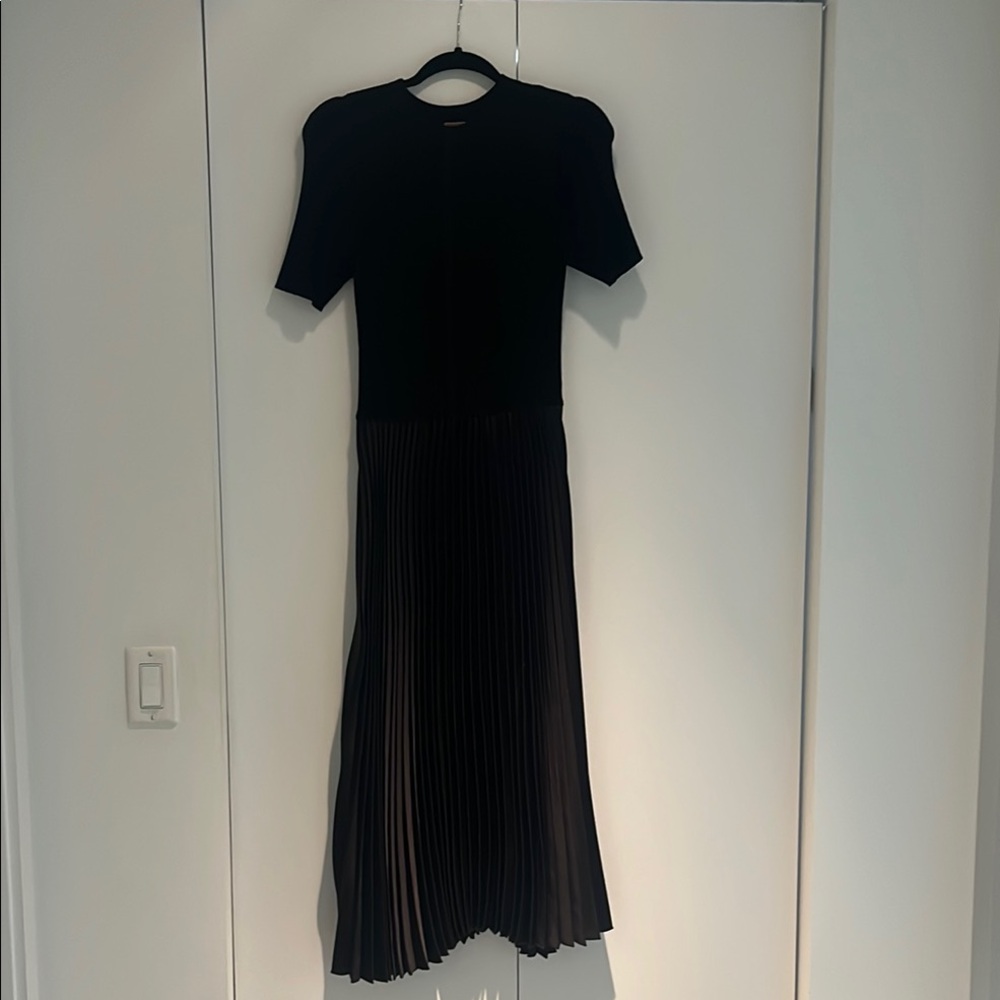 Elegant Black Pleated Dress